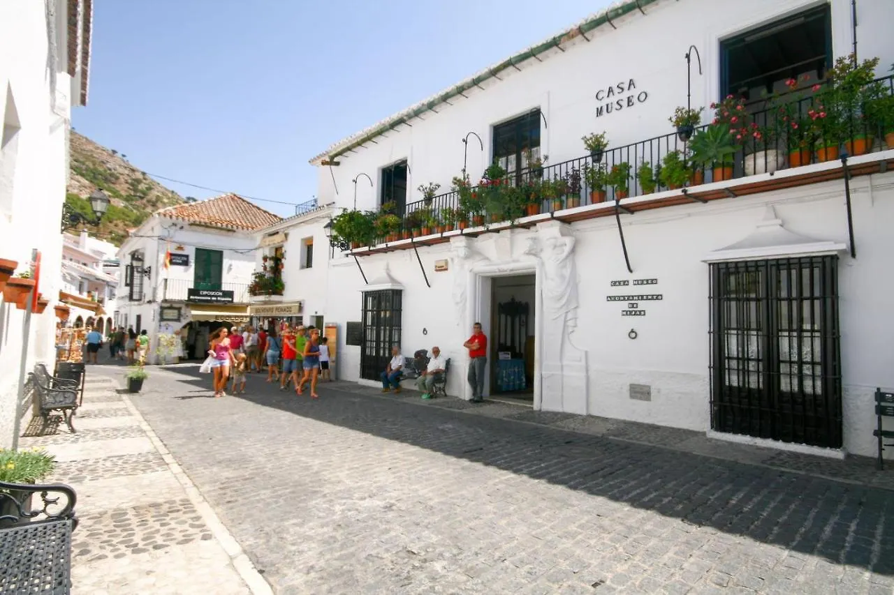 4 Bedroom Villa Mijas Pueblo With Pool & Bbq Malaga Spain