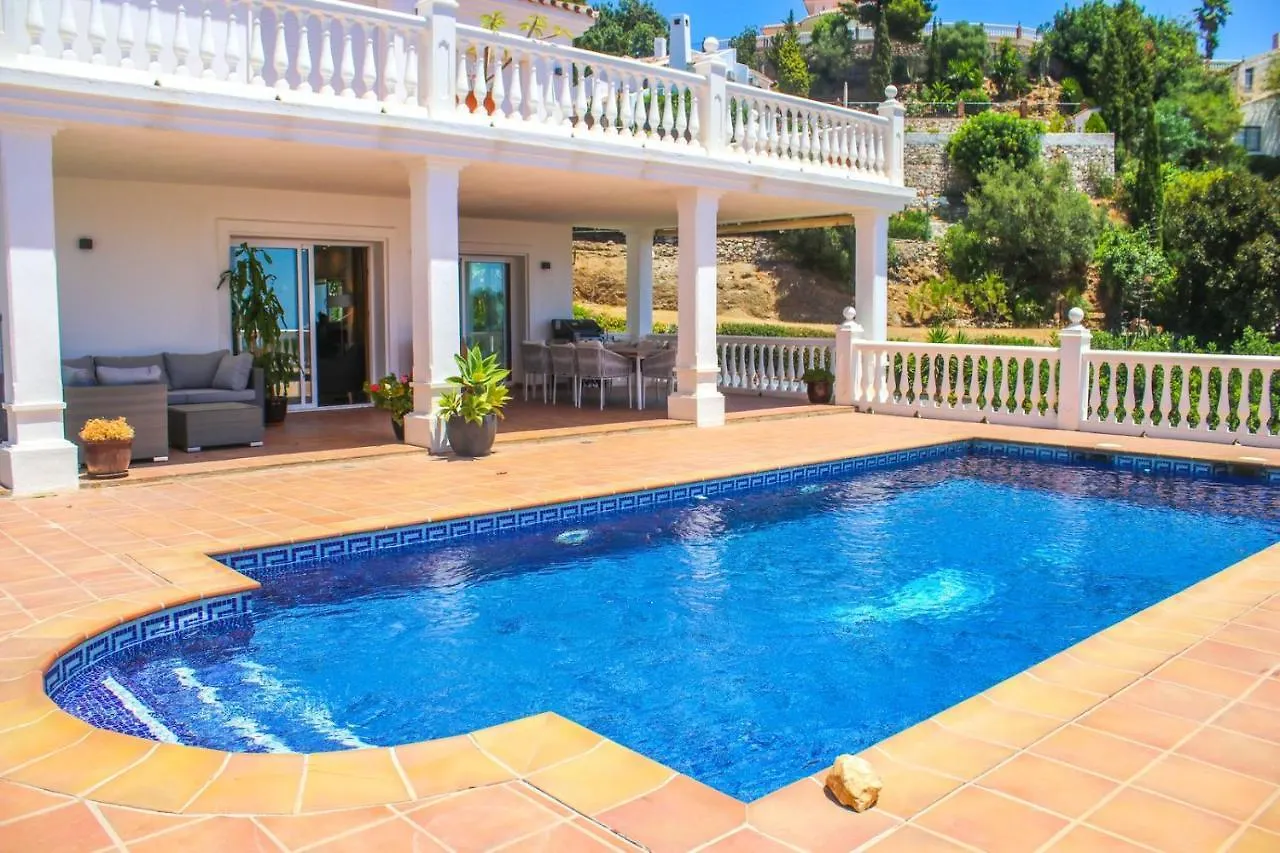 4 Bedroom Villa Mijas Pueblo With Pool & Bbq Malaga